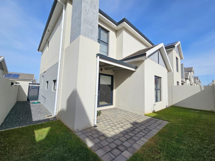 To Let 3 Bedroom Property for Rent in Durbanville Western Cape